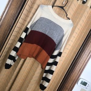 Stripped Cropped Sweater 🍁🌾🍂